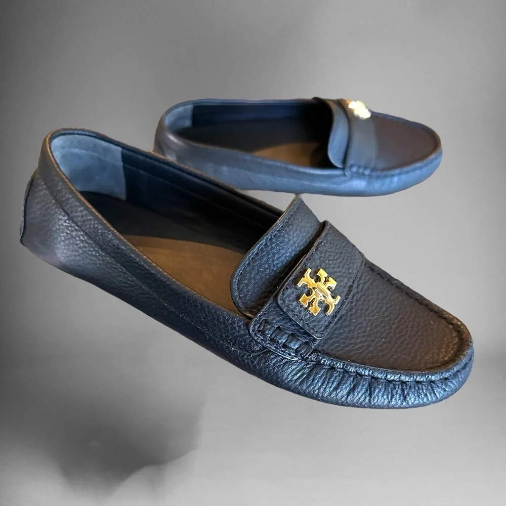 Tory Burch Loafers Size 6M Black Leather Slip Driving Shoes.